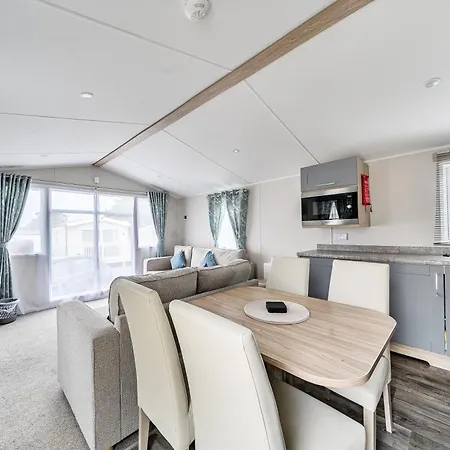 Primrose Valley 3-bed Caravan Sleeps 8 Pets Ok Casa vacanze *